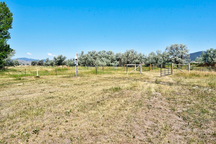 More Photos Of 2245 Head Ln, Helena Hotel For Sale