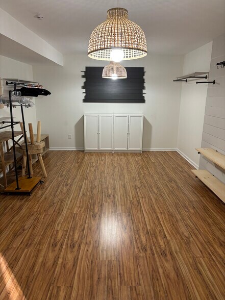 More Photos Of 101 Ryan Dr, Rising Sun Office For Lease