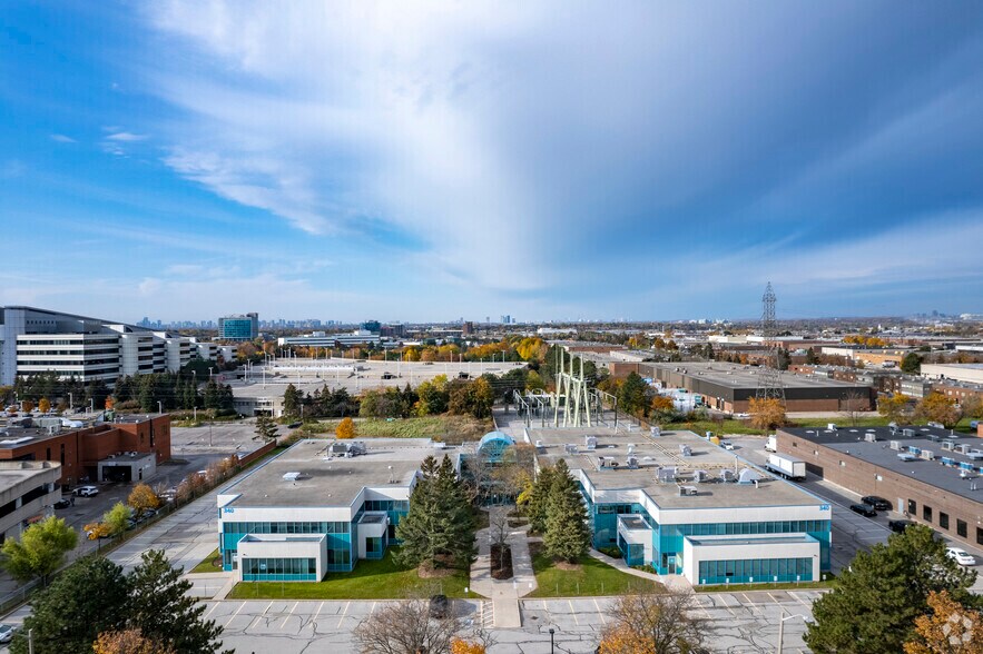 More Photos Of 340 Ferrier St, Markham Office For Lease