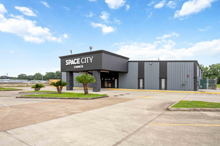 More Photos Of 7746 Almeda Genoa Rd, Houston Religious Facility For Sale