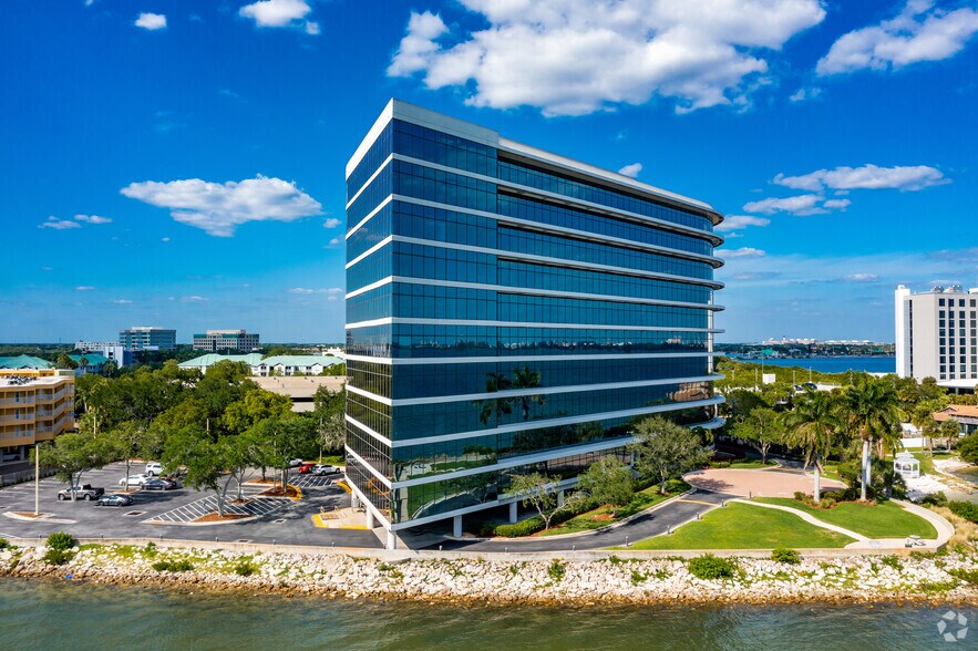 More Photos Of 2502 N Rocky Point Dr, Tampa Office For Lease