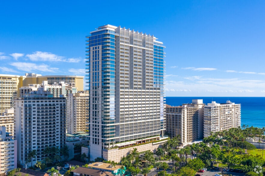 Primary Photo Of 223 Saratoga Rd, Honolulu Hotel For Lease