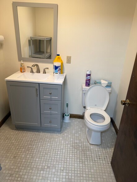 More Photos Of 364 Boston Tpke, Shrewsbury Office For Lease