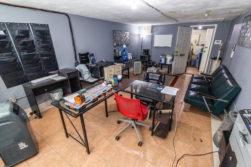 More Photos Of 650 Straight St, Cincinnati Apartments For Sale