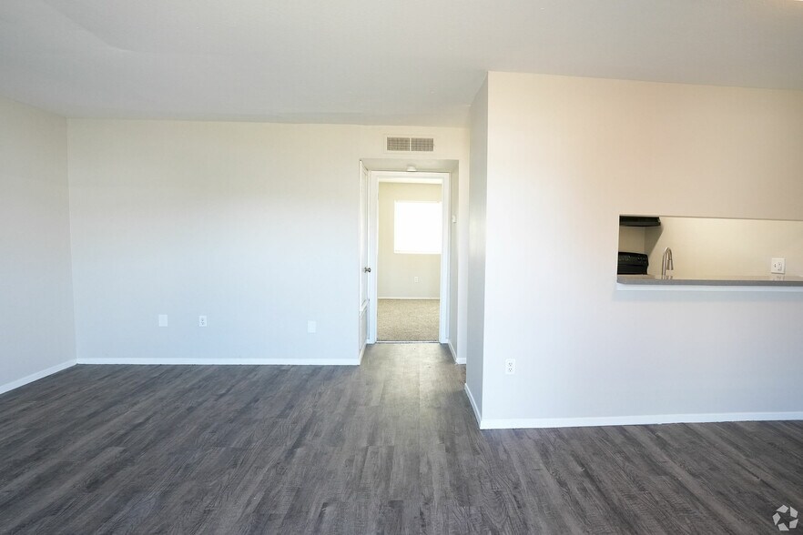 More Photos Of 621 Houston Ave, Jackson Apartments For Sale