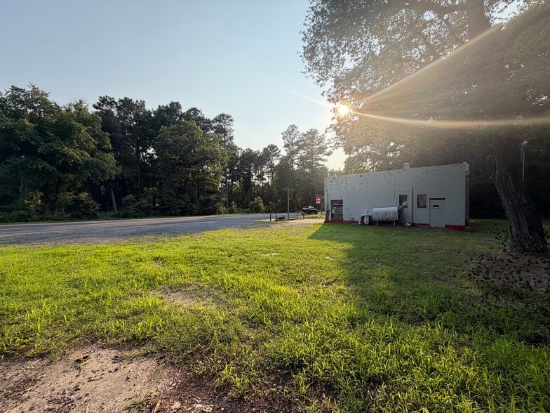 More Photos Of 20587 Milton Ellendale Hwy, Ellendale Flex For Sale