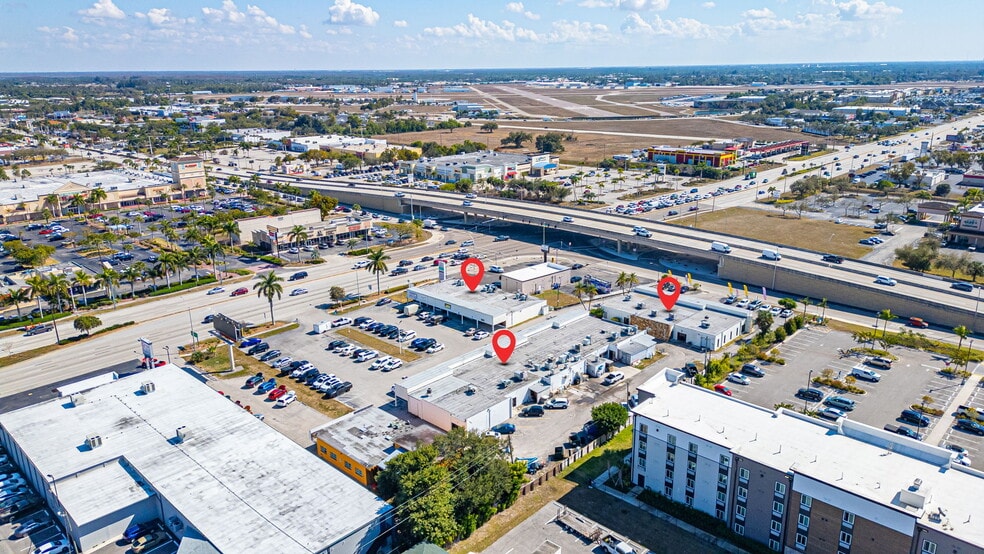More Photos Of 4434-4458 S Cleveland Ave, Fort Myers Freestanding For Sale