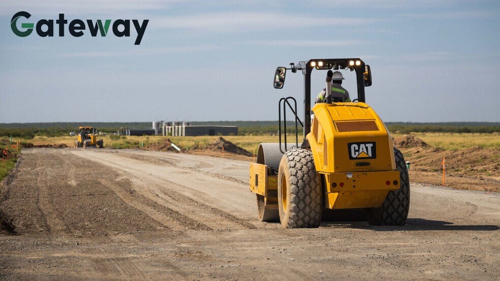 More Photos Of IH-35, Laredo Land For Sale