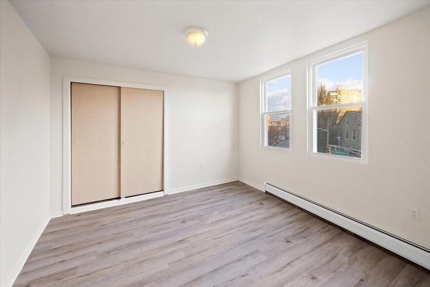 More Photos Of 201 16th St, Union City Storefront Retail Residential For Sale