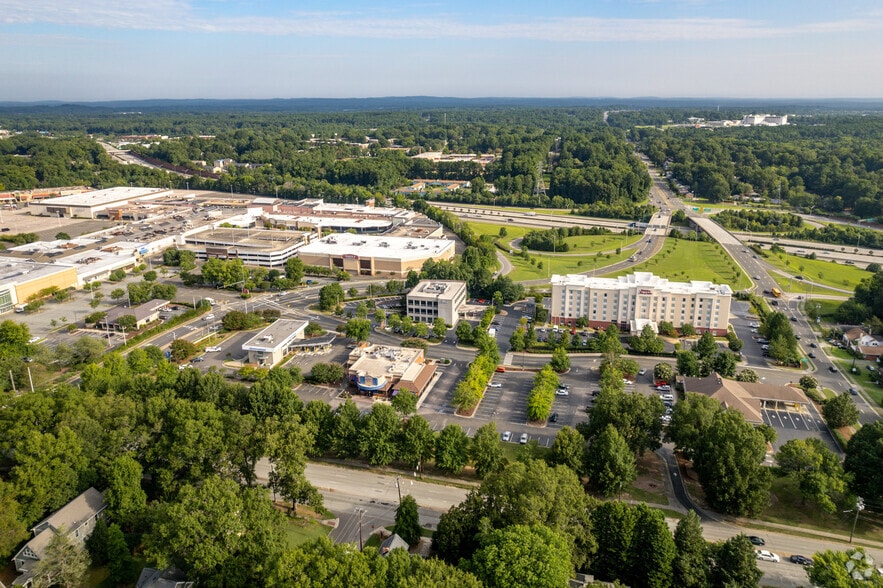 More Photos Of 1530 N Gregson St, Durham Office For Lease