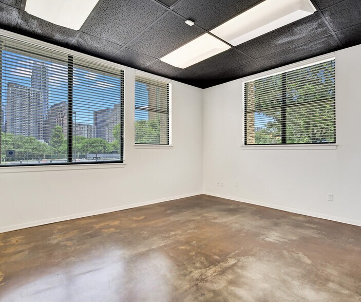 More Photos Of 151 S First St, Austin Office For Lease
