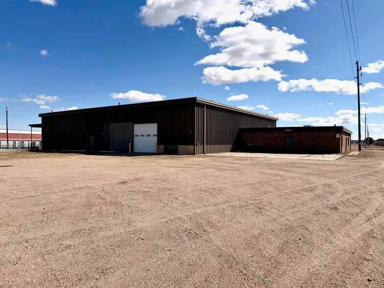 Primary Photo Of 4303 E 39th St, Kearney Warehouse For Sale