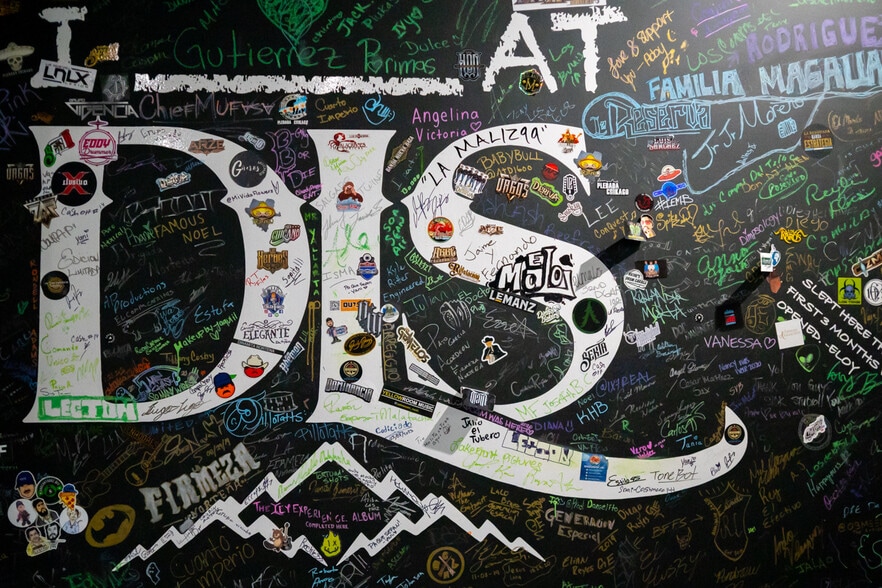 More Photos Of 3416 W North Ave, Stone Park Freestanding For Sale