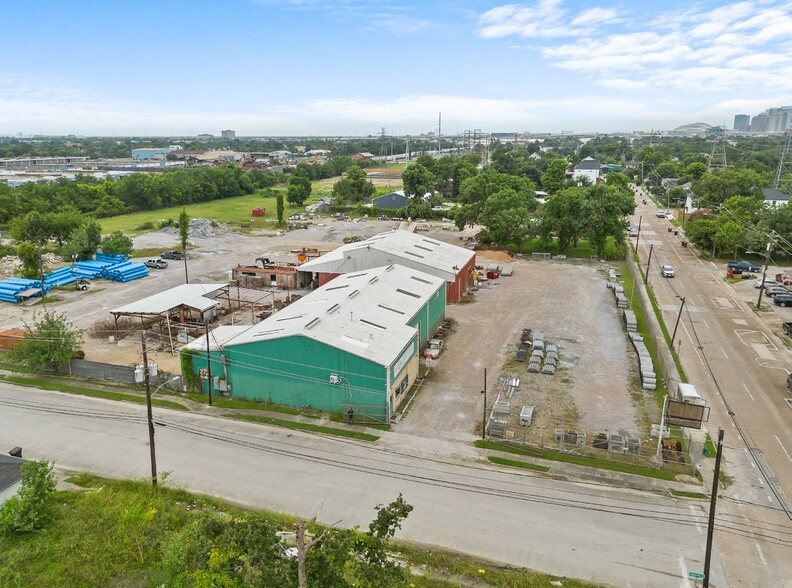 More Photos Of 2918 Elysian St, Houston Land For Sale