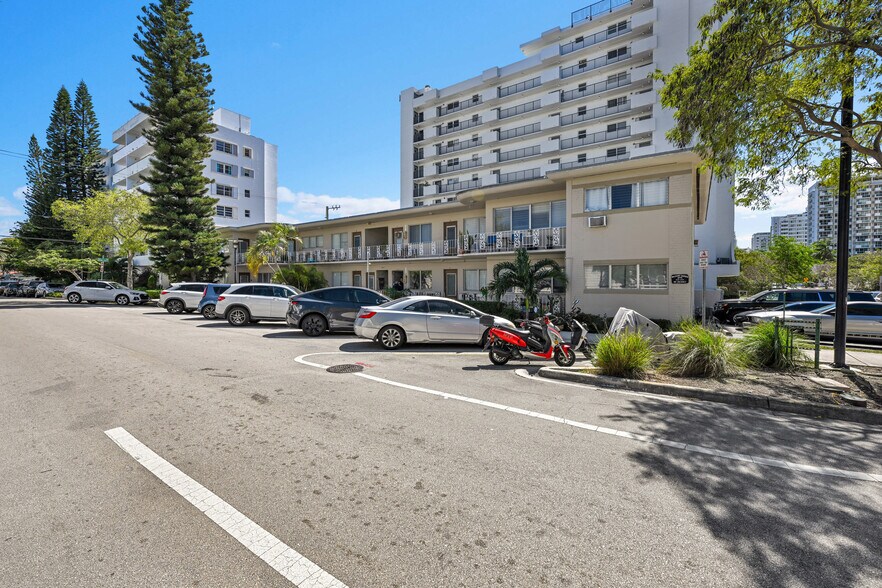 More Photos Of 1240 14th St, Miami Beach Apartments For Sale