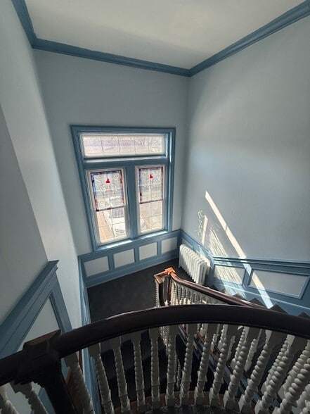 More Photos Of 1723 Military St, Port Huron Office For Sale