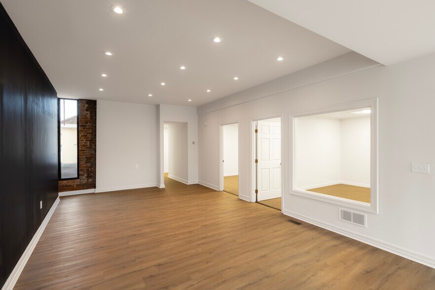 More Photos Of 814 Madison Ave, Covington Office Residential For Lease