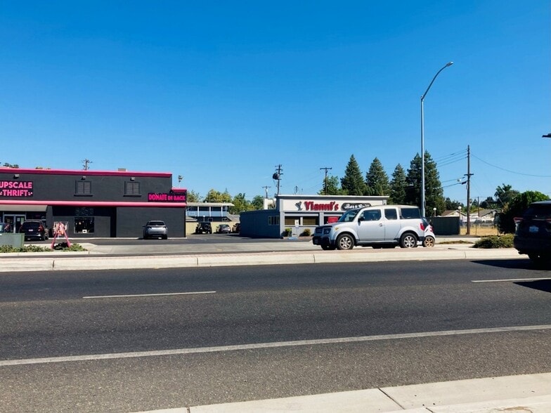 More Photos Of 6649 Fair Oaks Blvd, Carmichael Land For Lease