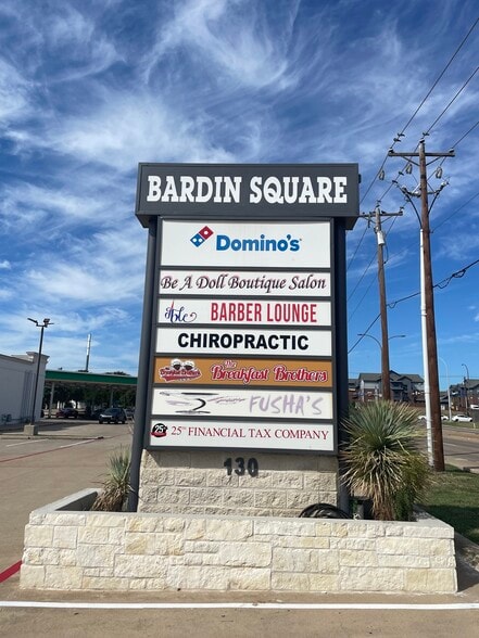 More Photos Of 130 E Bardin Rd, Arlington Unknown For Lease