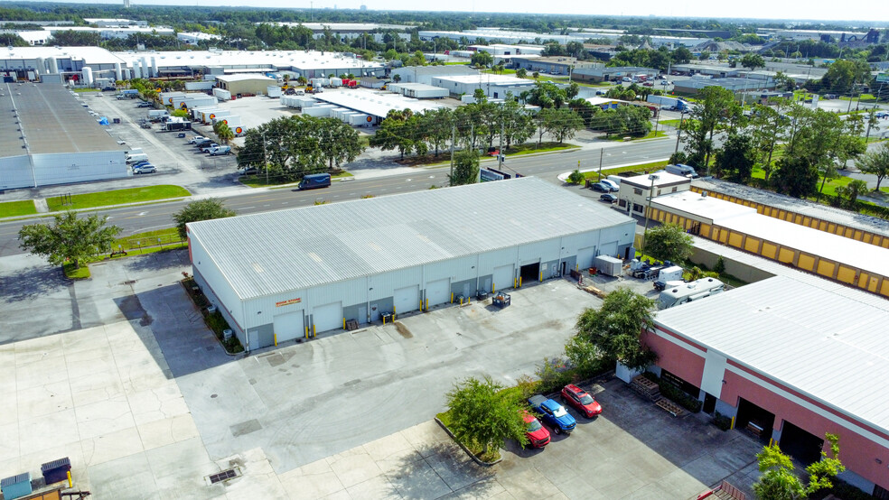 More Photos Of 4100 Silver Star Rd, Orlando Unknown For Lease