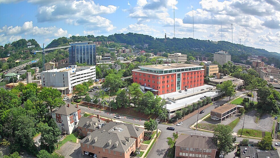 More Photos Of 2300 10th Ct, Birmingham Office Residential For Sale