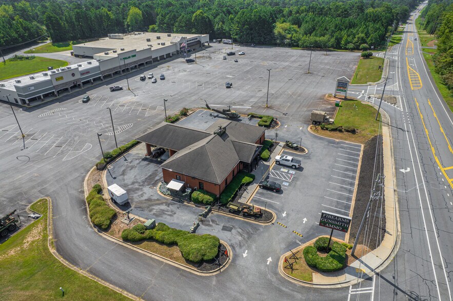 More Photos Of 9045 Hickory Flat Hwy, Woodstock Bank For Sale
