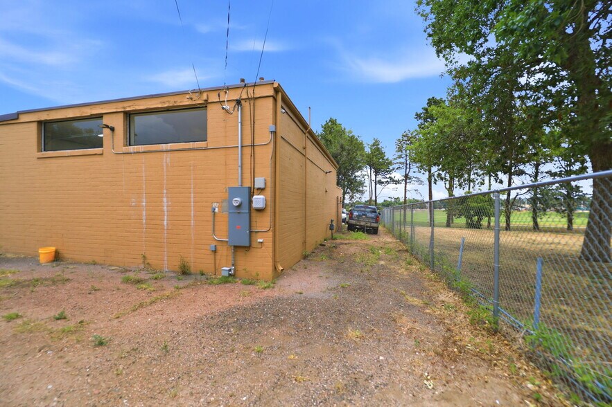 More Photos Of 305 S Hancock Ave, Colorado Springs Warehouse For Sale