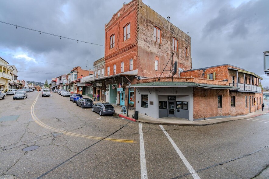 Primary Photo Of 4 Main St, Jackson General Retail For Sale