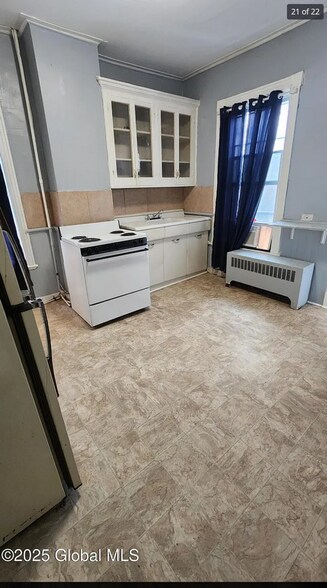 More Photos Of 24 2nd Ave, Troy Apartments For Sale