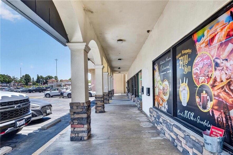More Photos Of 9451 Foothill Blvd, Rancho Cucamonga Storefront For Sale