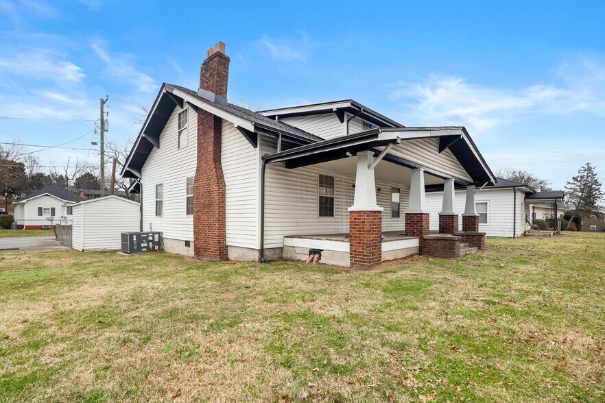 More Photos Of , Knoxville Unknown For Sale