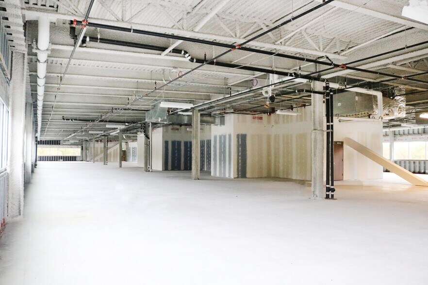 More Photos Of 6 Earlin Ave, Browns Mills Medical For Lease