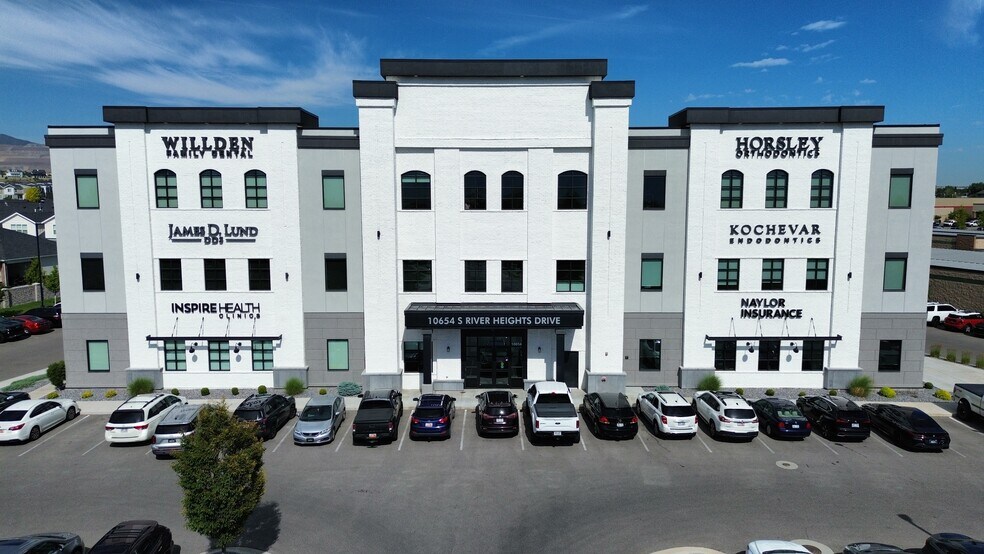 More Photos Of 10654 S River Heights Dr, South Jordan Medical For Lease