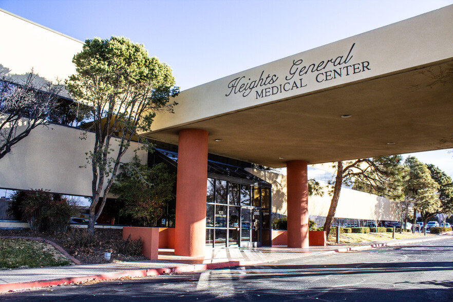 Primary Photo Of 101 Hospital Loop NE, Albuquerque Medical For Sale