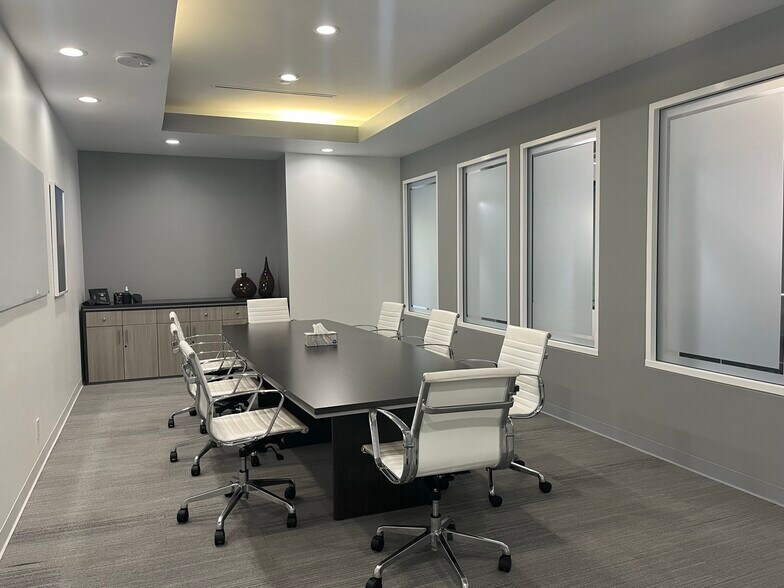 More Photos Of 185 W F St, San Diego Coworking Space