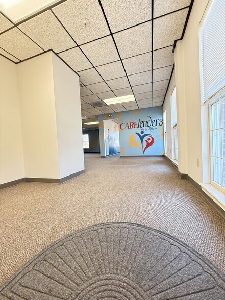 More Photos Of 401 Andover St, North Andover Office For Lease