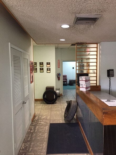More Photos Of 14150 SW 119th Ave, Miami Manufacturing For Lease