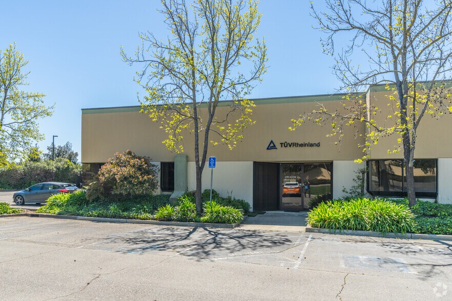 Primary Photo Of 1279 Quarry Ln, Pleasanton Light Manufacturing For Lease