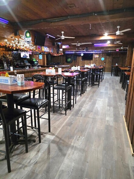 More Photos Of 2405 US-441 Hwy, Okeechobee Restaurant For Sale