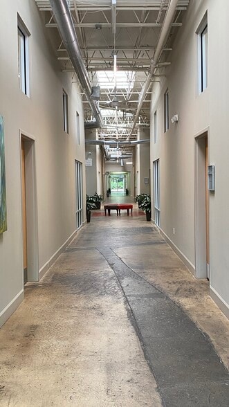 More Photos Of 1320 Ellsworth Industrial Blvd NW, Atlanta Loft Creative Space For Lease