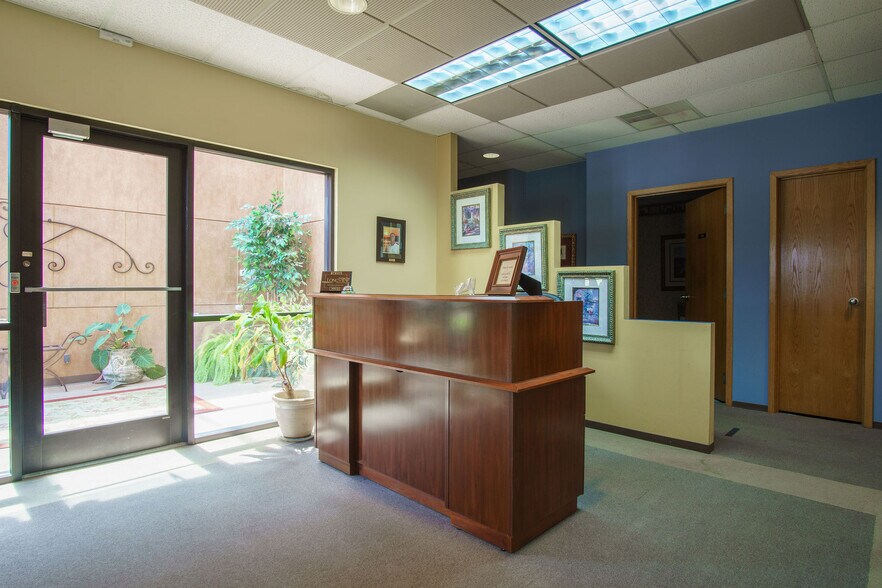 More Photos Of 611 S Mobberly Ave, Longview Flex For Sale