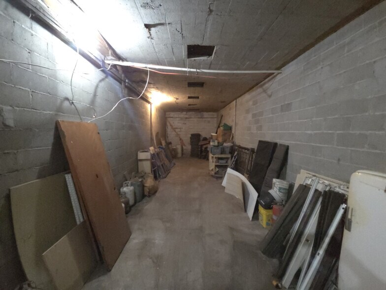 More Photos Of 10543 Old Lake Rd, Lake City Service Station For Sale