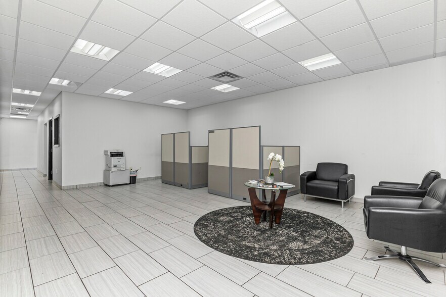 More Photos Of 26051 Michigan Ave, Inkster Warehouse For Sale
