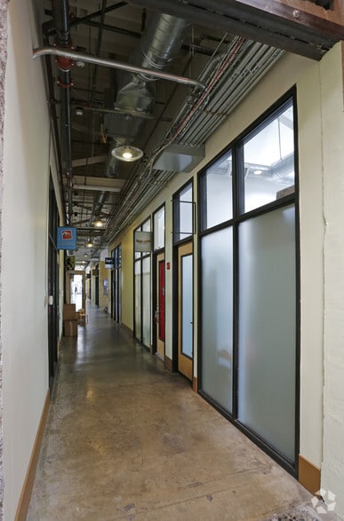 More Photos Of 3808 N Williams Ave, Portland Storefront For Lease