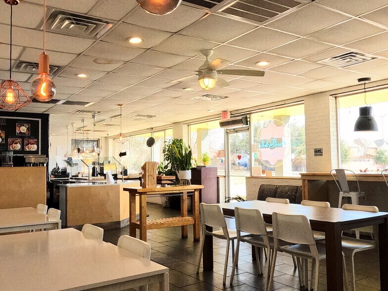 More Photos Of 5401 S Colony Blvd, The Colony Restaurant For Sale