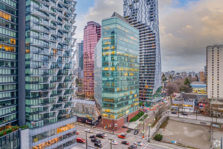 More Photos Of 1500 W Georgia St, Vancouver Office For Lease