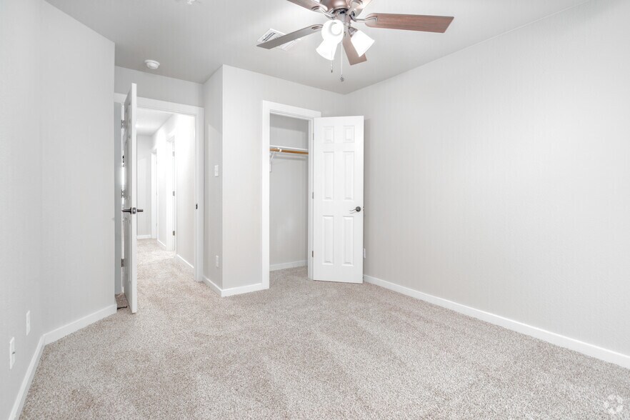 More Photos Of 11327 Clearmine St, San Antonio Apartments For Sale
