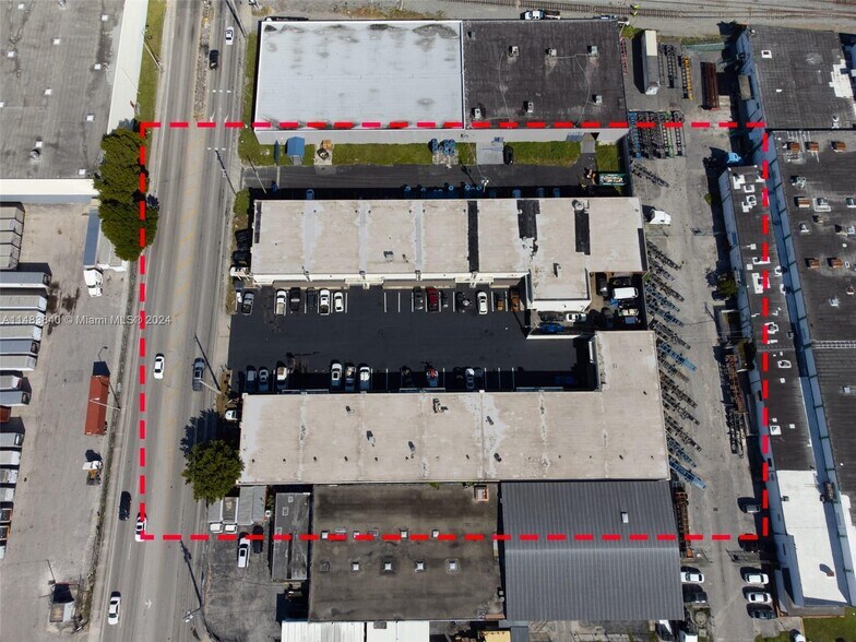 More Photos Of 7315-7335 NW 32nd Ave, Miami Warehouse For Lease