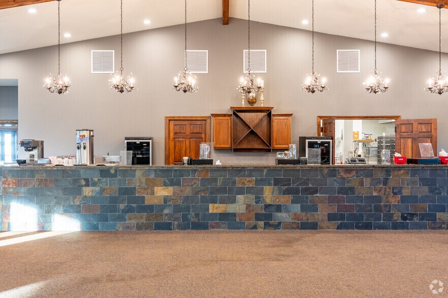 More Photos Of 846 Winery Hills Est, Linn Creek Winery Vineyard For Sale