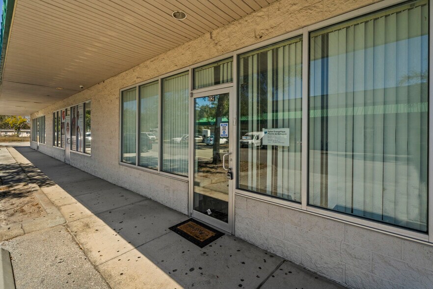 More Photos Of 3239 Old Winter Garden Rd, Orlando Flex For Sale